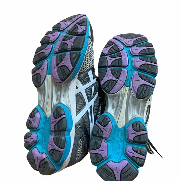 ASICS Gel-Nimbus 14 Running Shoes - Picture 6 of 13